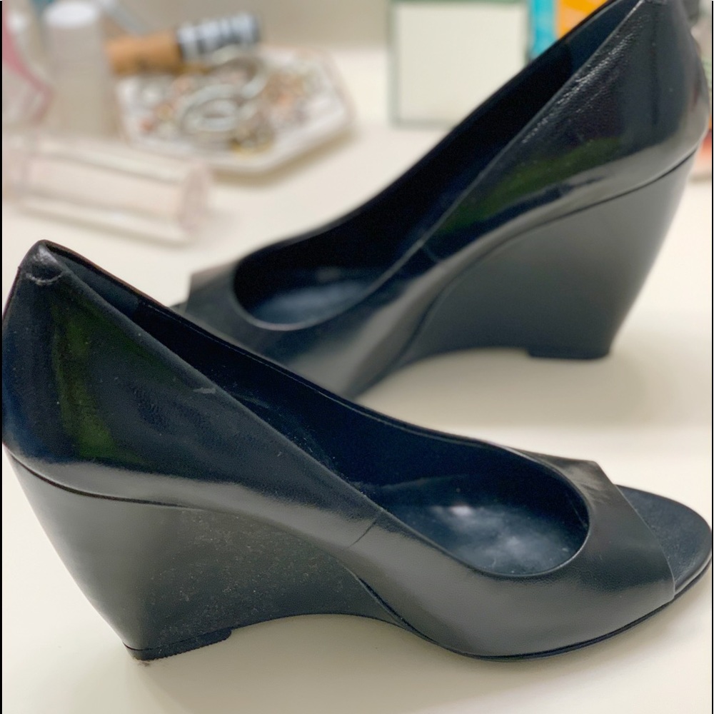 Wedge heels